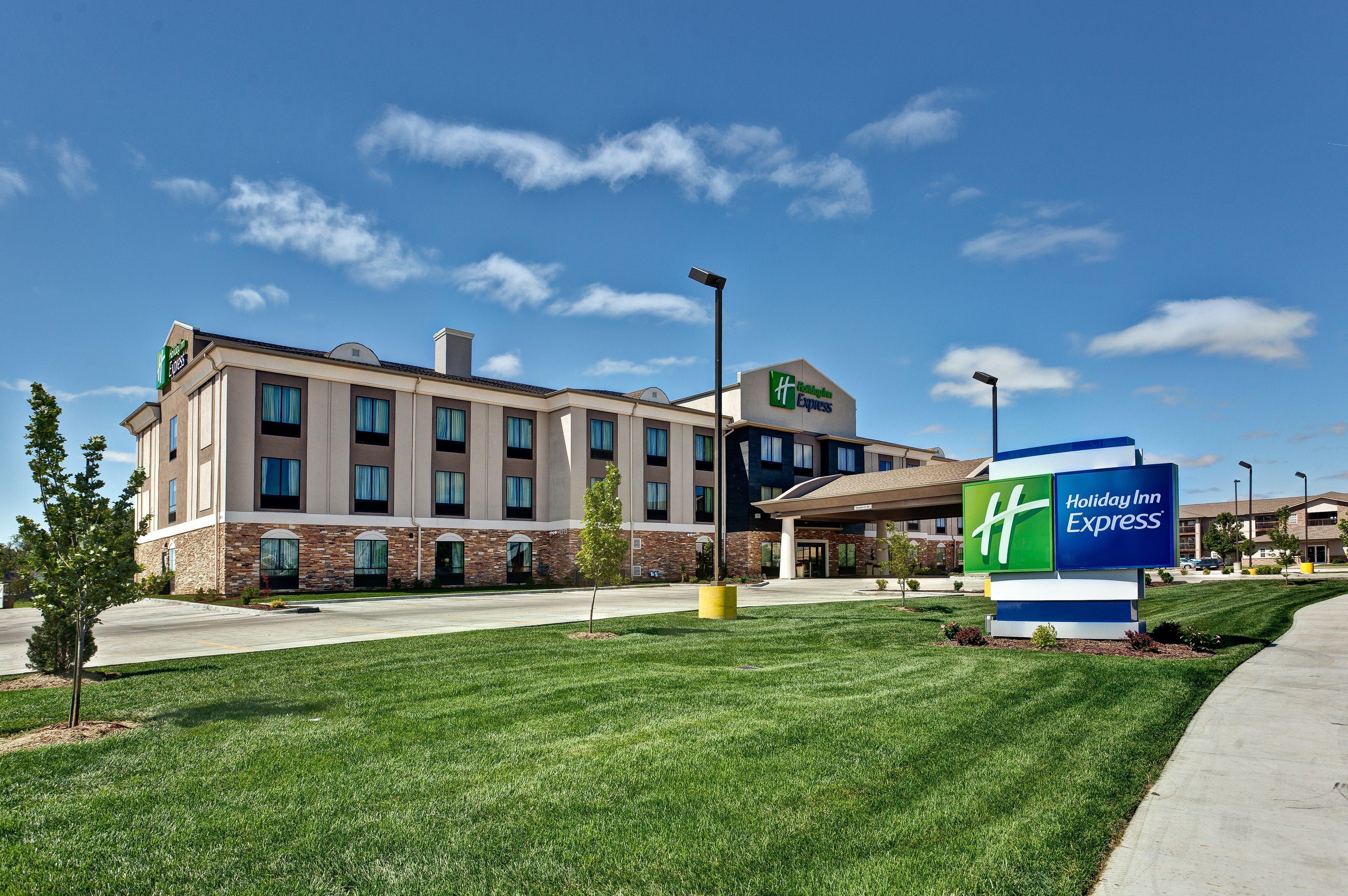 Holiday Inn Express Hutchison By Ihg Hutchinson Luaran gambar