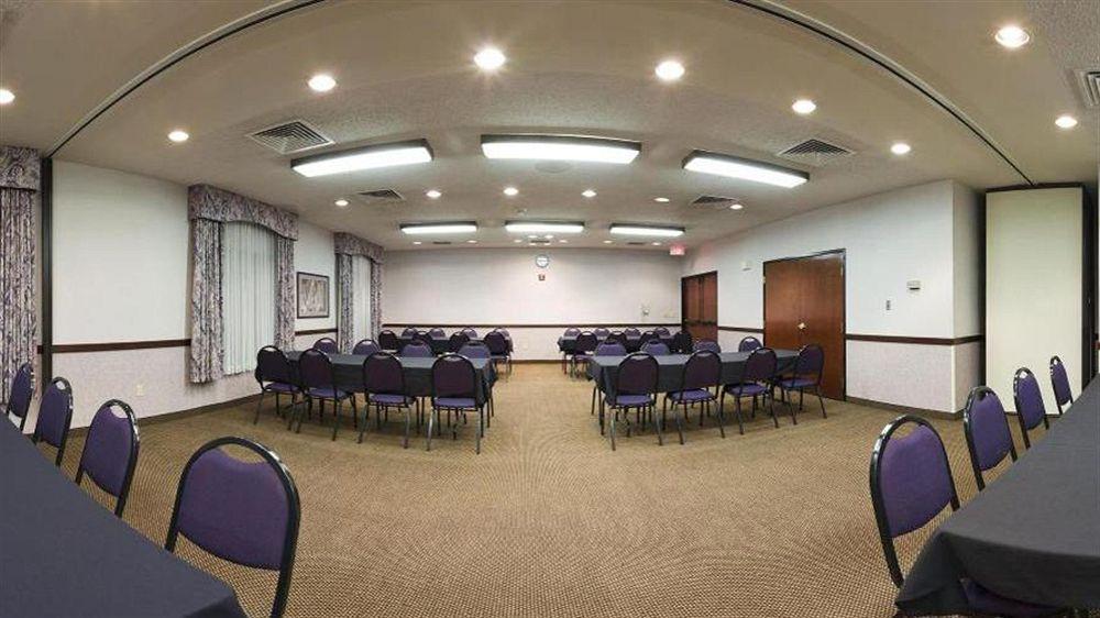 Holiday Inn Express Hutchison By Ihg Hutchinson Luaran gambar